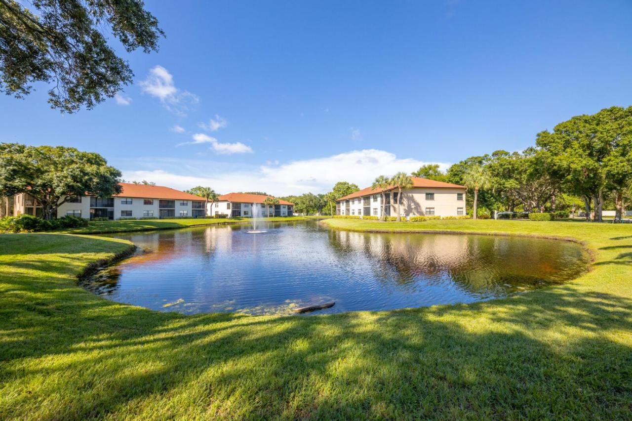 Shorewalk Full Condo Lake View Near To Beach Img Bradenton Bagian luar foto